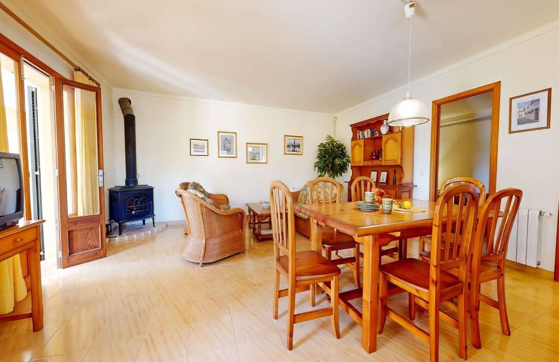 Exclusive 7 bedroom Villa in Bonaire, Alcudia with pool and garages in top location