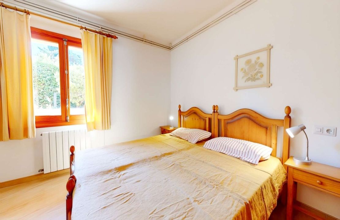 Exclusive 7 bedroom Villa in Bonaire, Alcudia with pool and garages in top location