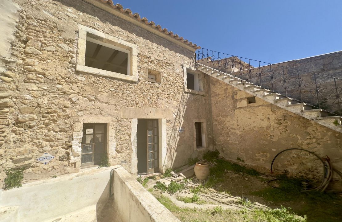 Renovierungsprojekt Stadthaus Campanet Mallorca mit genehmigten Bauplänen