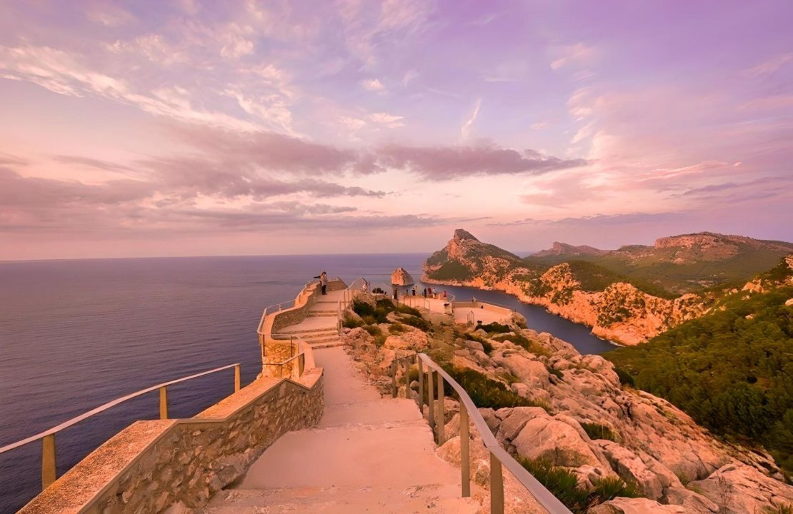 Villa mit Panoramaaussicht in Puerto Pollensa, Mallorca – Zum Verkauf