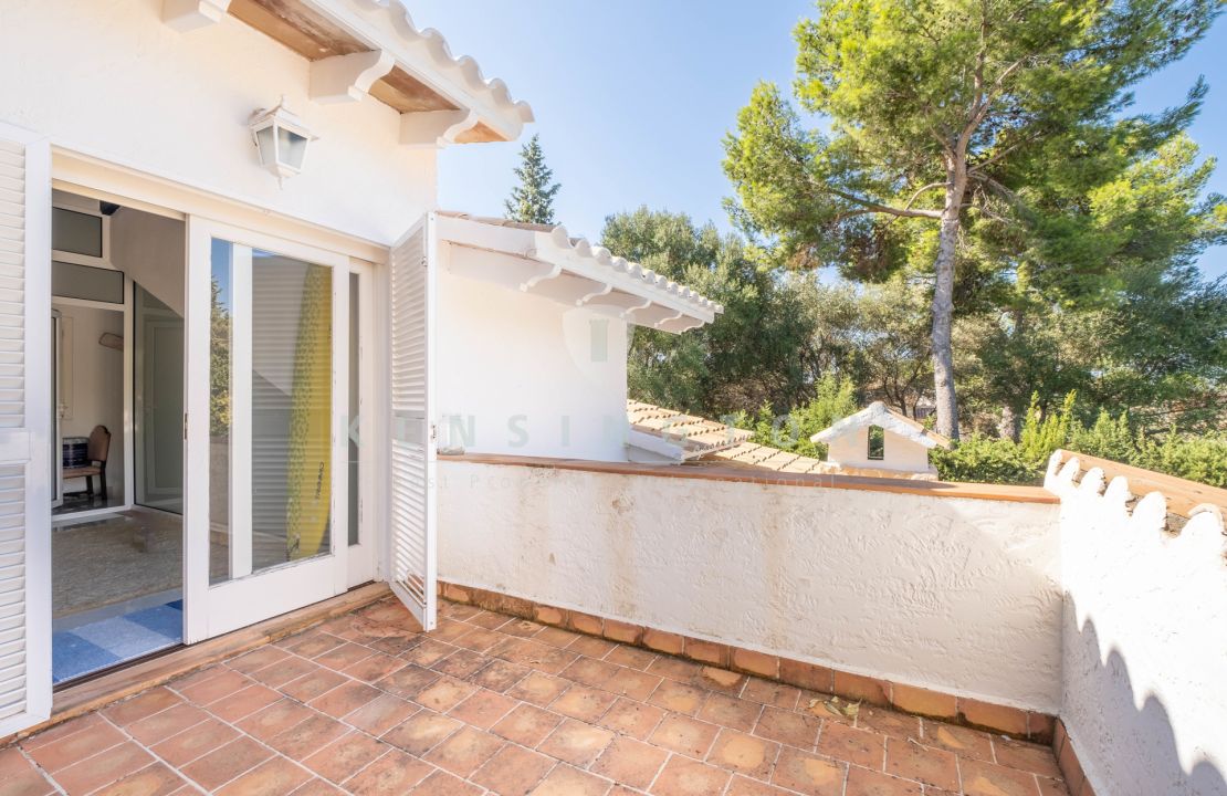 Ein Traumhaus in bester Lage, Bonaire Alcudia mit Pool und Ausblick zu verkaufen