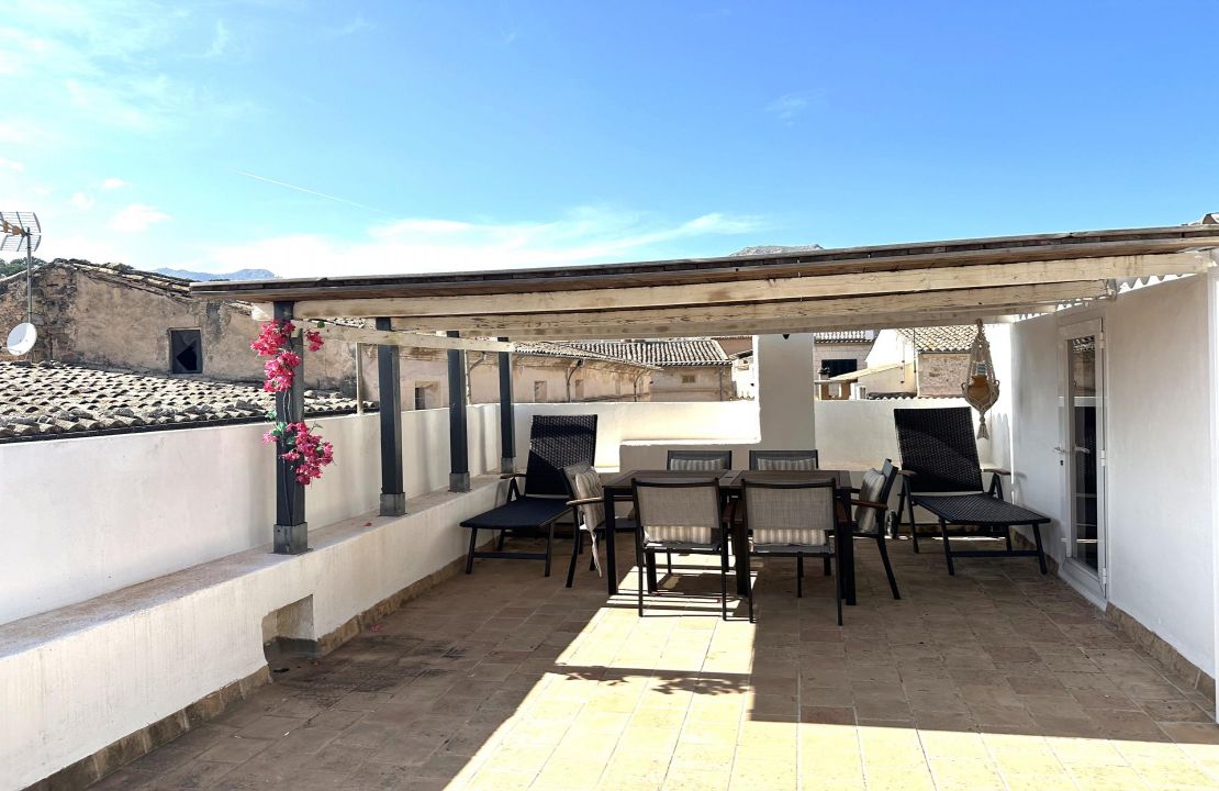 Long term rental in Pollensa with garage