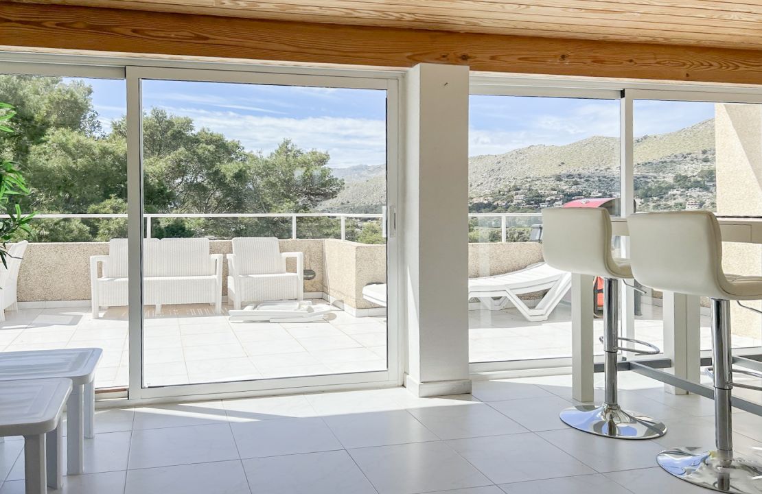 Fantastisches Duplex-Penthouse mit Panoramablick auf das Meer in Bellauba, Puerto Pollensa