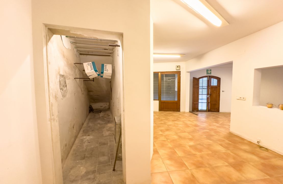 Townhouse for sale in Campanet with garage - price reduced