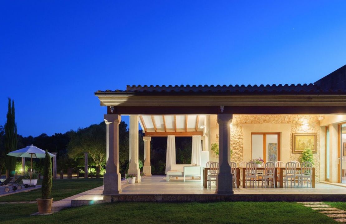 Country house area Golf Pollensa with holiday rental license for sale