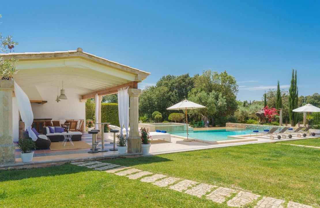 Zona Golf Pollensa Mallorca espectacular casa de campo en venta