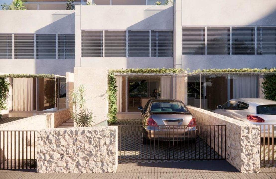 Villa en venta de 4 dormitorios con piscina y parking en Can Picafort Santa Margalida Mallorca