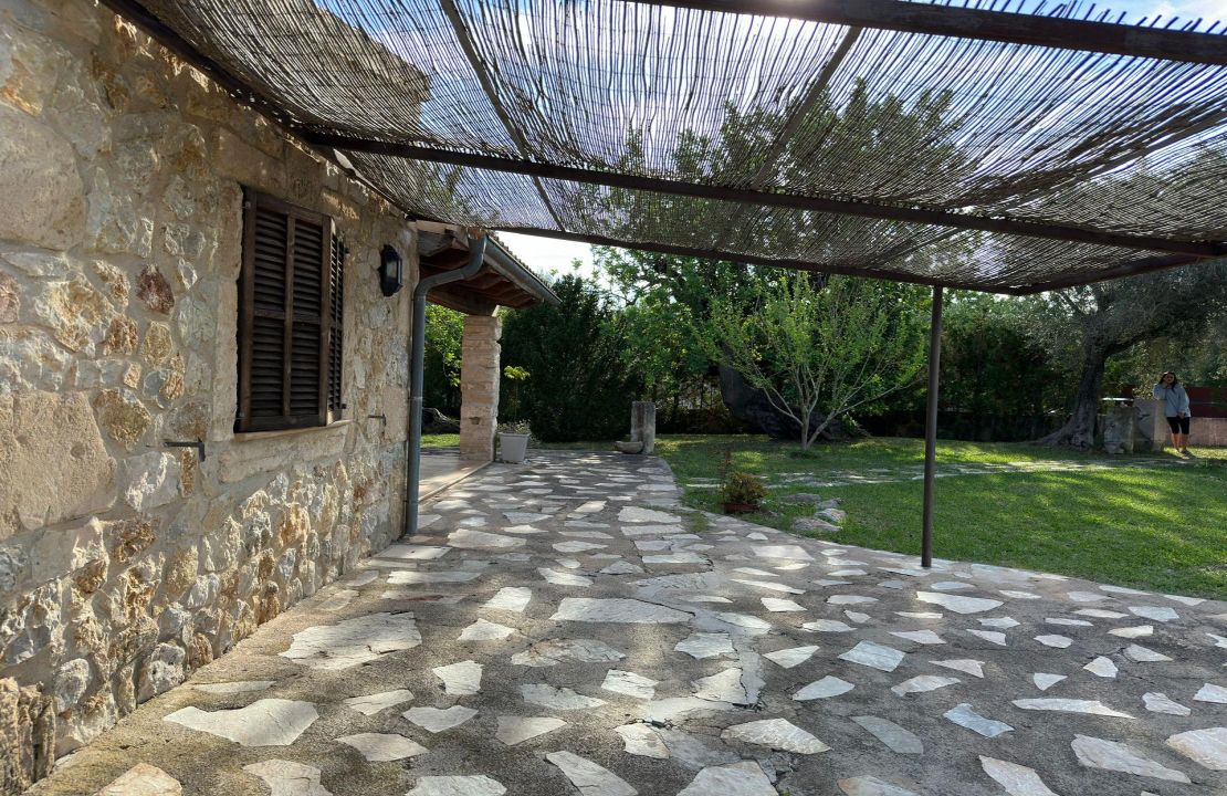 Langfristige Vermietung in Pollensa Mallorca, Landhaus mit Pool und Garten