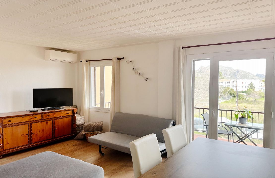 Bright apartment in Port Pollenca Mallorca close to the beach for sale