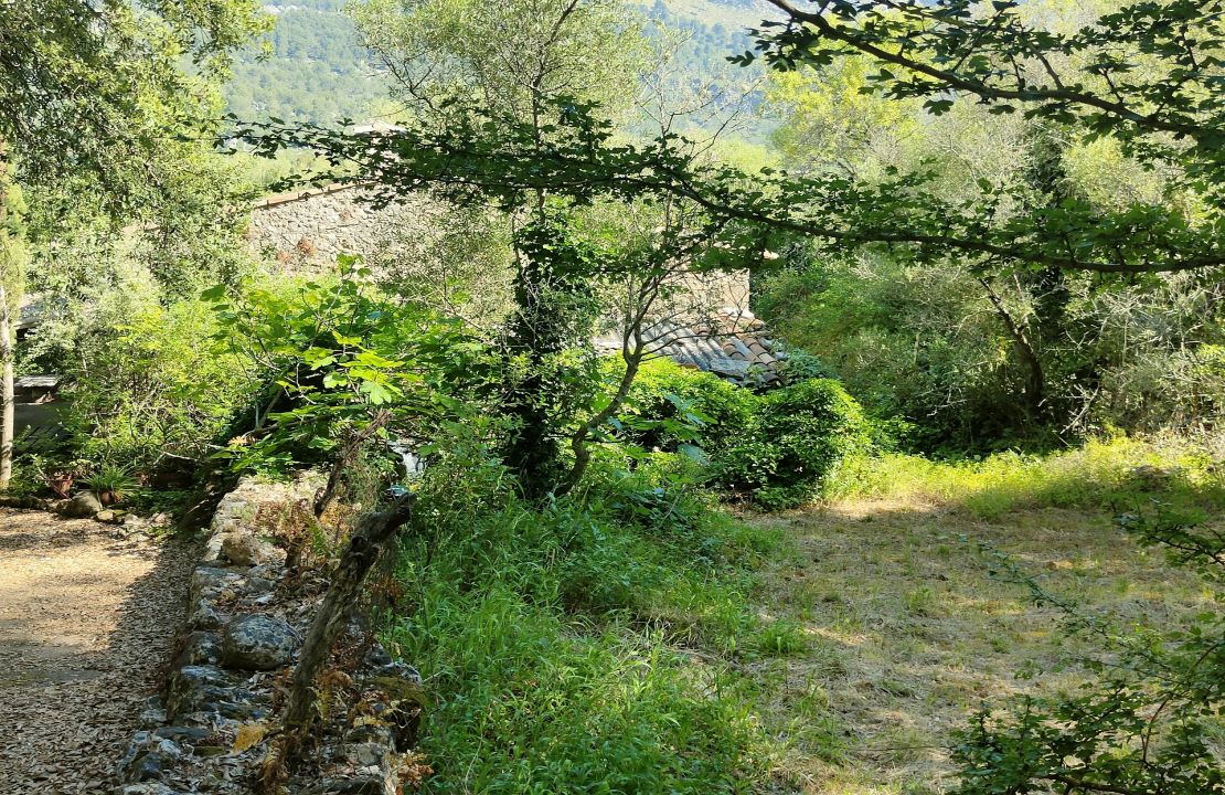 Projekt für ein charmantes Haus in der Nähe von Pollensa, umgeben von Natur.