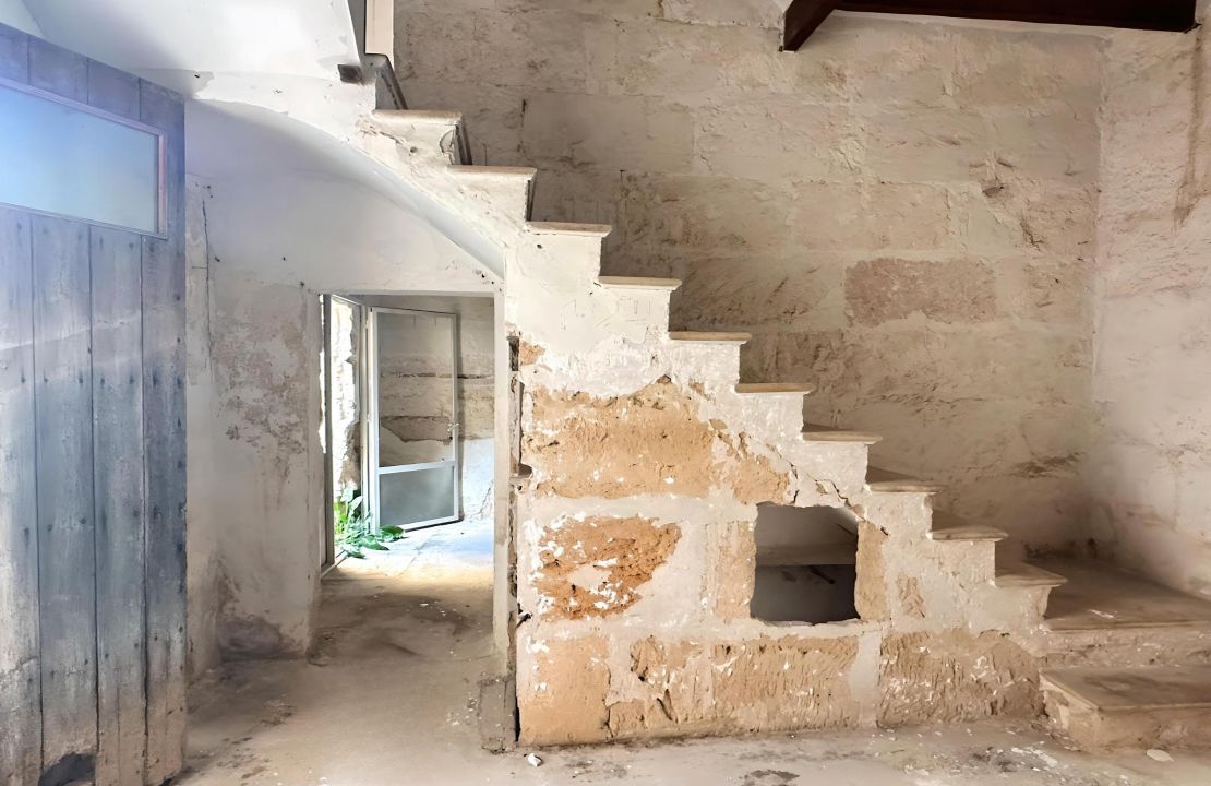 Townhouse Sa Pobla, Mallorca with renovation license - For Sale