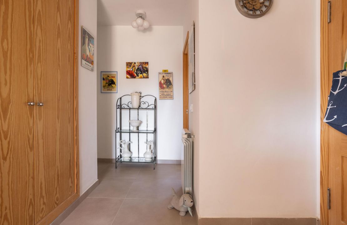 Apartamento en venta en Pollensa Mallorca con 4 dormitorios y piscina comunitaria