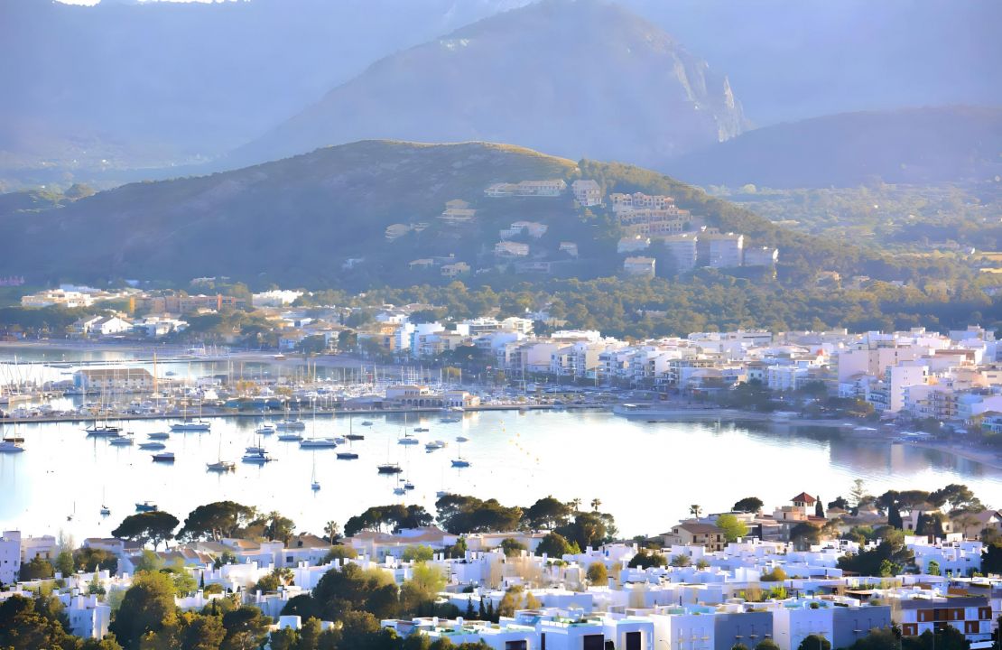 Villa mit Panoramaaussicht in Puerto Pollensa, Mallorca – Zum Verkauf