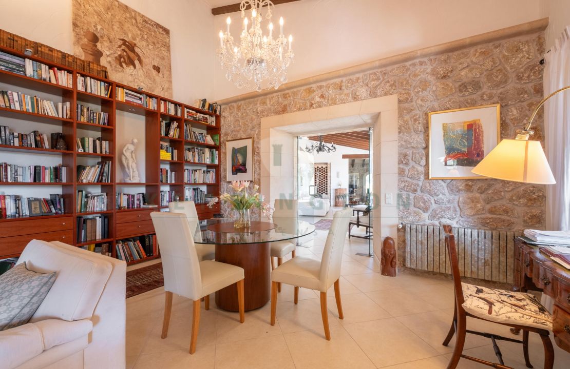 Exclusive Country Estate Pollensa Mallorca with Private Pool, Mature Garden and Stunning Views