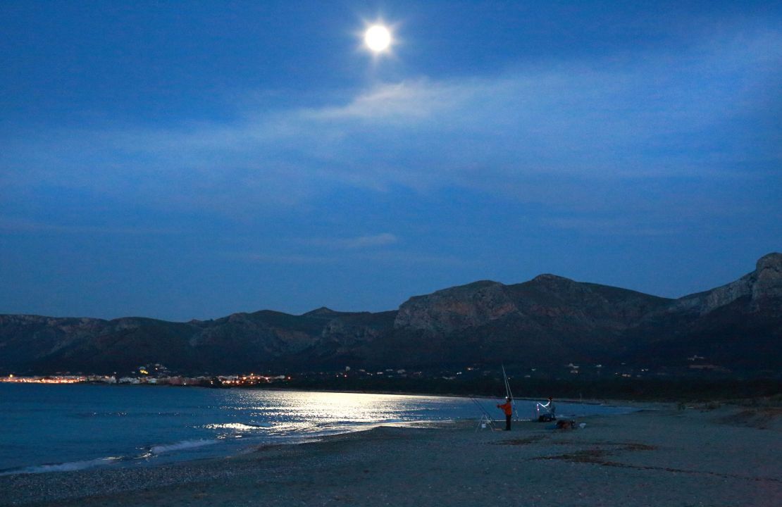 Charmantes Haus in zweiter Linie in Son Serra de Marina mit Meerblick und Ferienvermietungslizenz zu verkaufen.