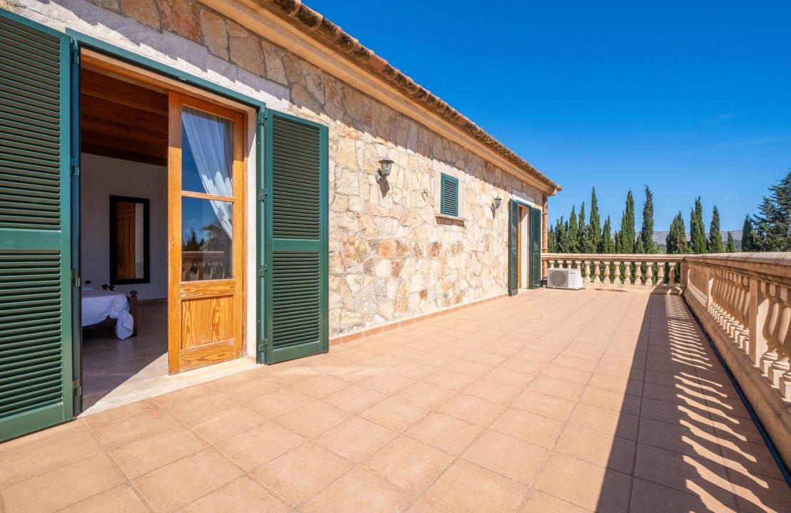 Fantastische Finca in der Nähe von Alcúdia, Mallorca, mit Ferienvermietungslizenz, Pool und Aussicht