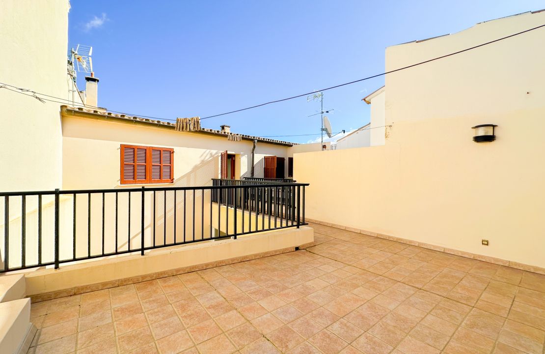 Fully furnished and equipped townhouse in Pollensa for rent