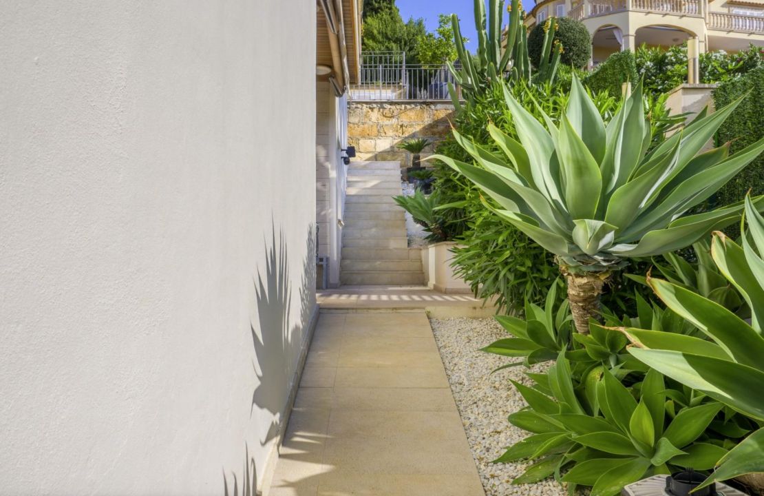 Exklusive Villa mit unvergleichlichem Meerblick in Alcanada, Mallorca