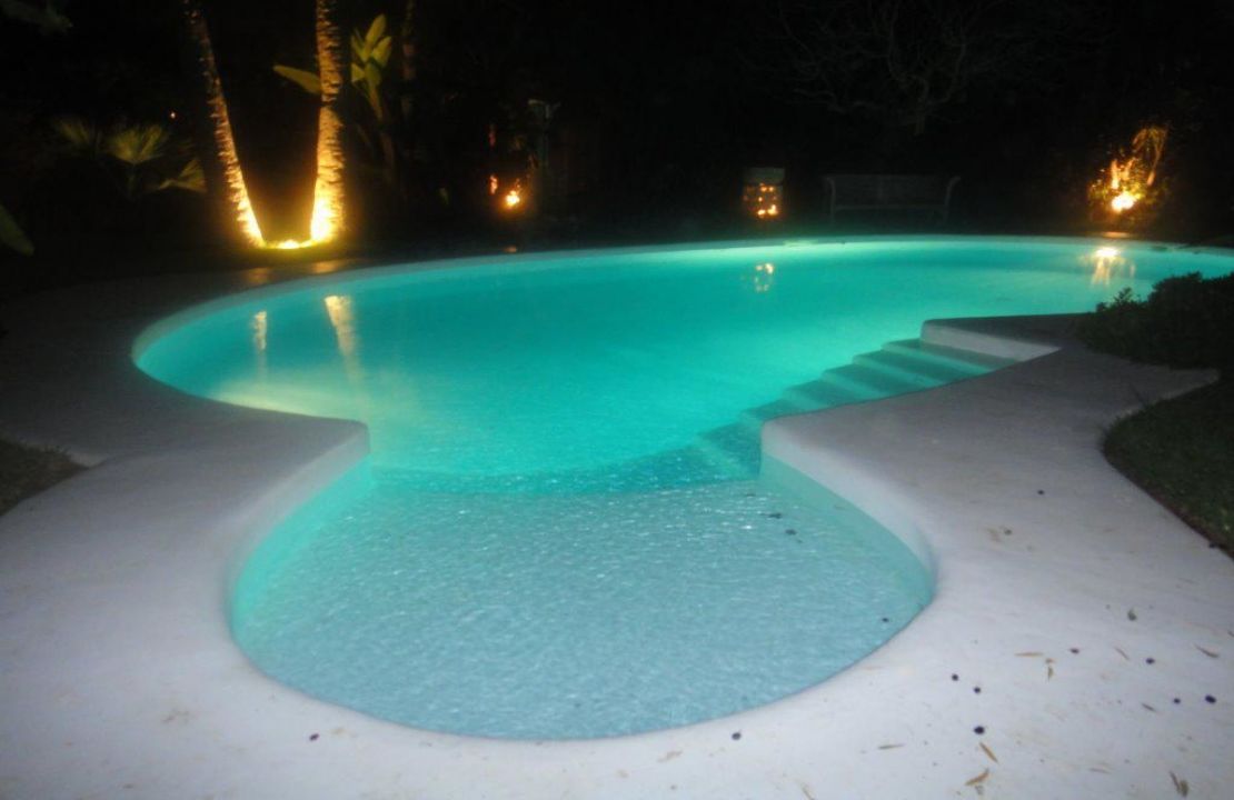 Villa en Bonaire Alcudia con piscina, garaje y vistas al mar con parcelas opcionales