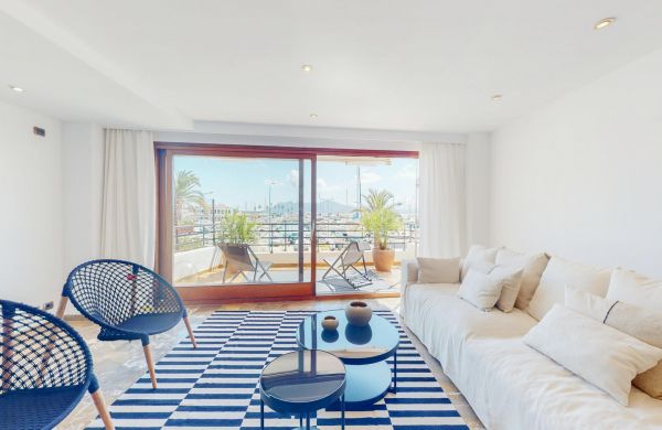 Apartamento duplex en primera linea del Puerto Pollensa Mallorca con vistas